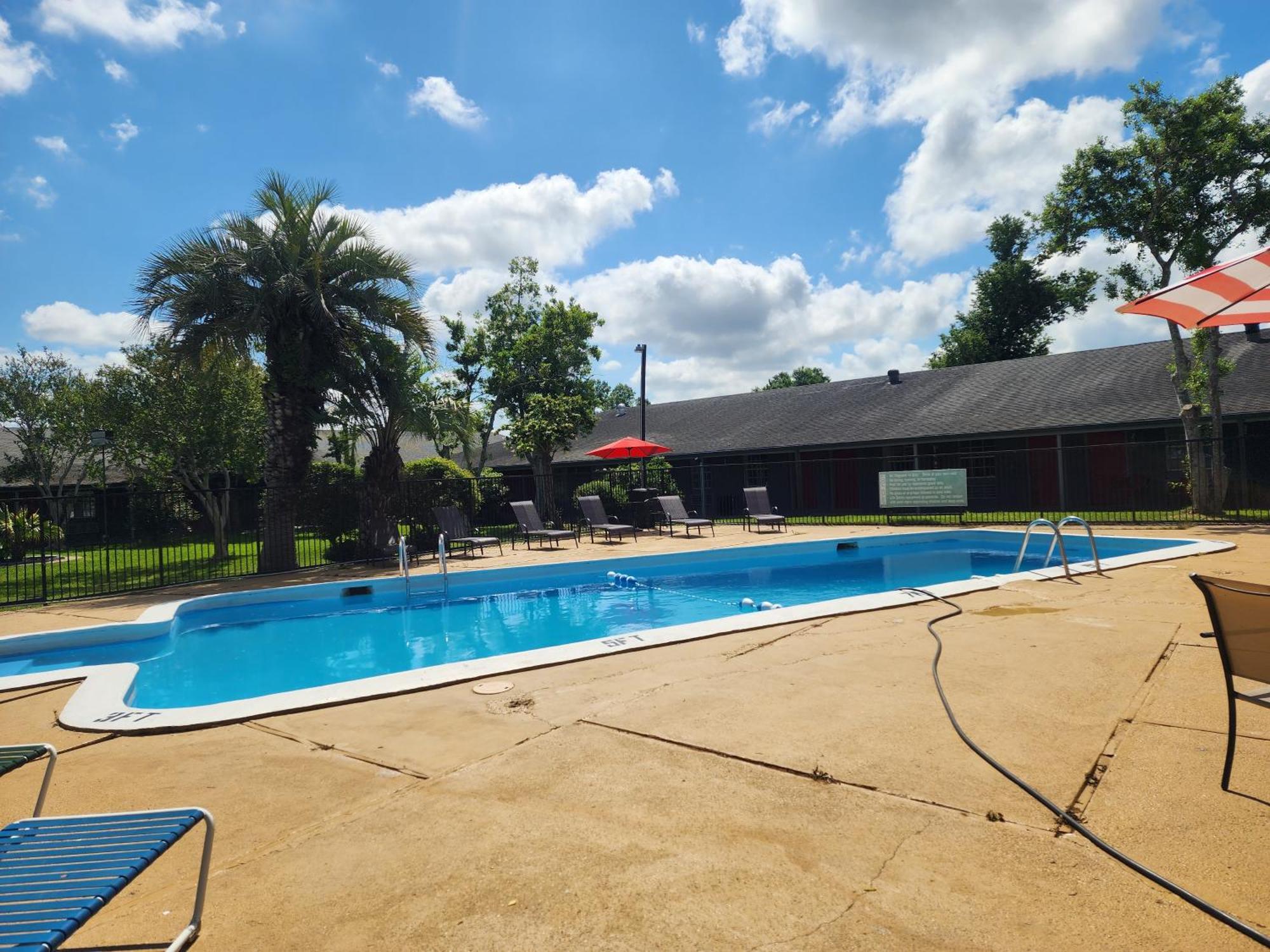 Red Carpet Inn - Houma Εξωτερικό φωτογραφία