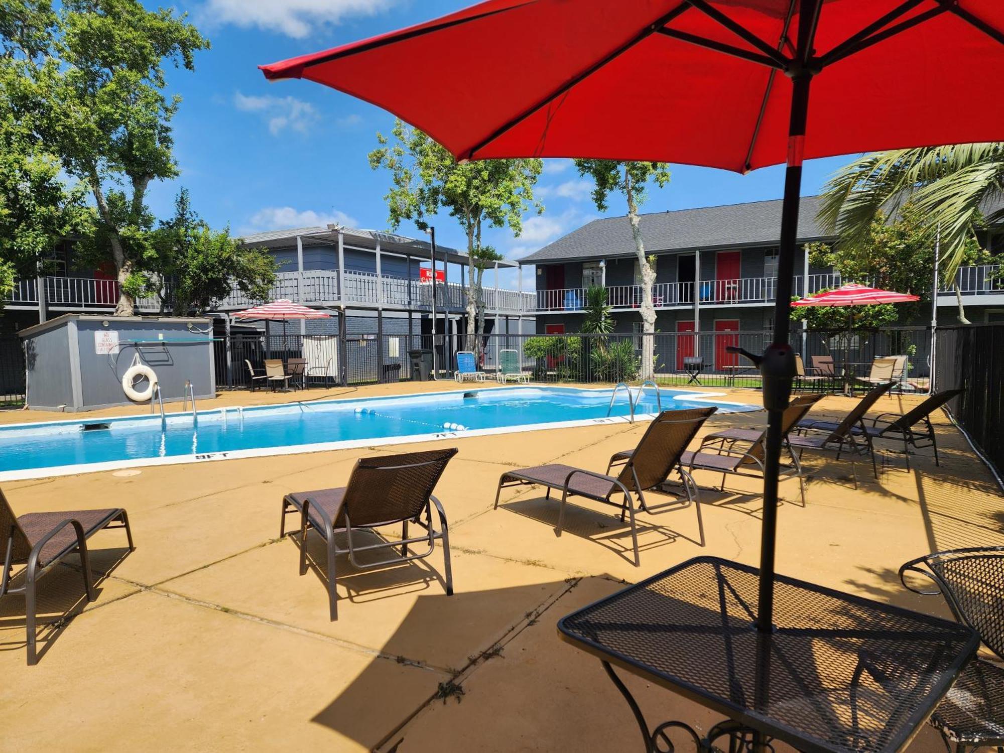 Red Carpet Inn - Houma Εξωτερικό φωτογραφία